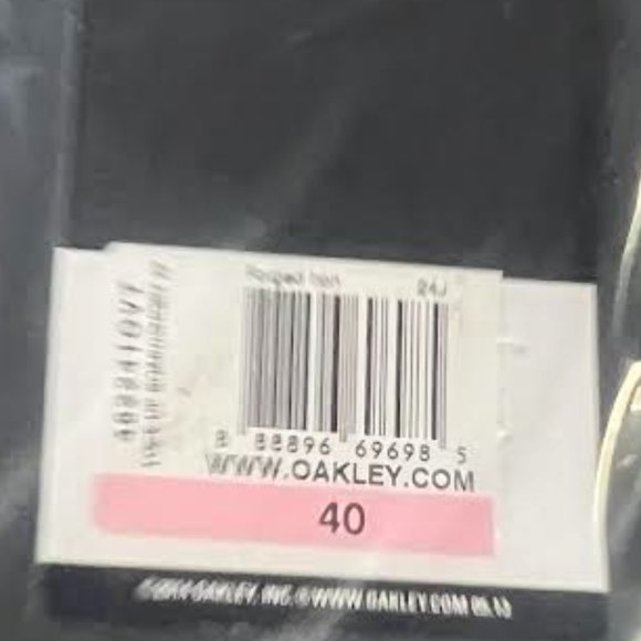 NWT! Oakley Men's Lock-Up Logo 22 Inch Boardshorts Size-40 - Picture 6 of 7